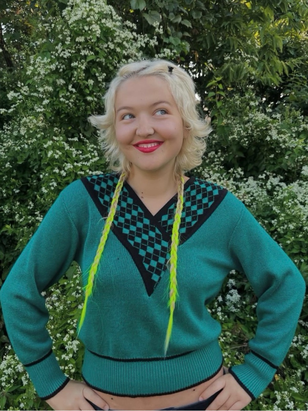 Teal V-Neck Diamond Knit Sweater with Black Trim